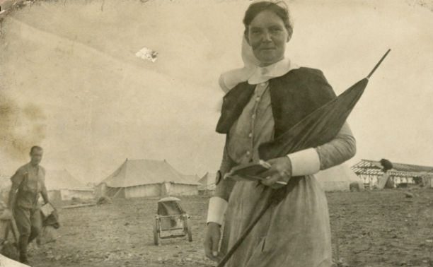 May 1915. Matron Margaret Grace Wilson does the rounds at a military hospital on the Greek island of Lemnos, a key staging post for the Gallipoli campaign. Picture: Courtesy of The Australian War Memorial